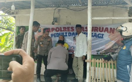 Polri Untuk Masyarakat, Warga Terima Bantuan Sosial
