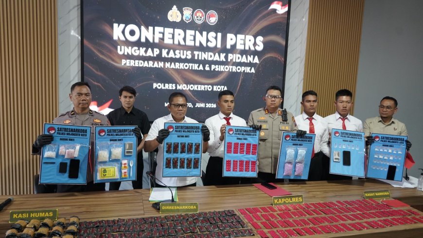 Polres Mojokerto Kota Amankan Ratusan Cartridge Vape Berisi Etomidate